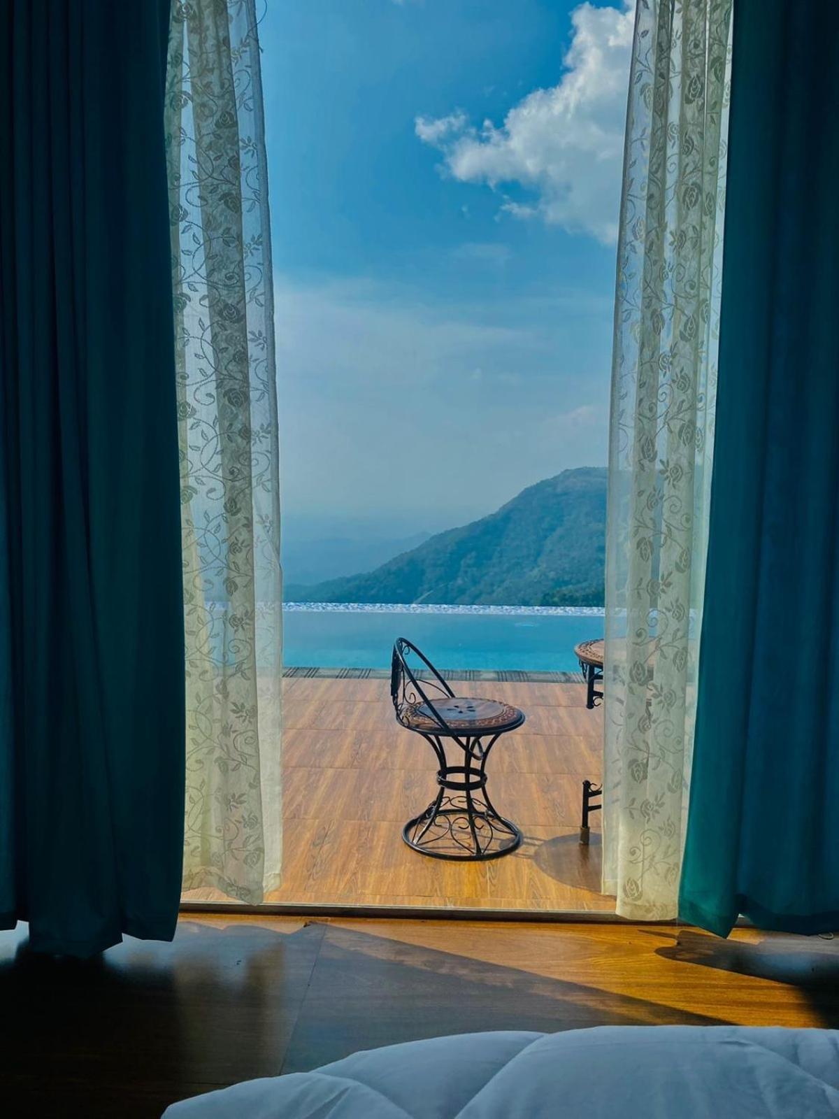 Вилла Durrah Hillview Kakkadampoyil Экстерьер фото